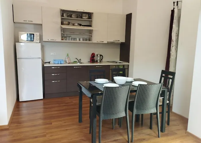 морска алея